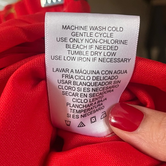 Vince Camuto red floral midi skirt XL fireball pleated NWT - Picture 12 of 12